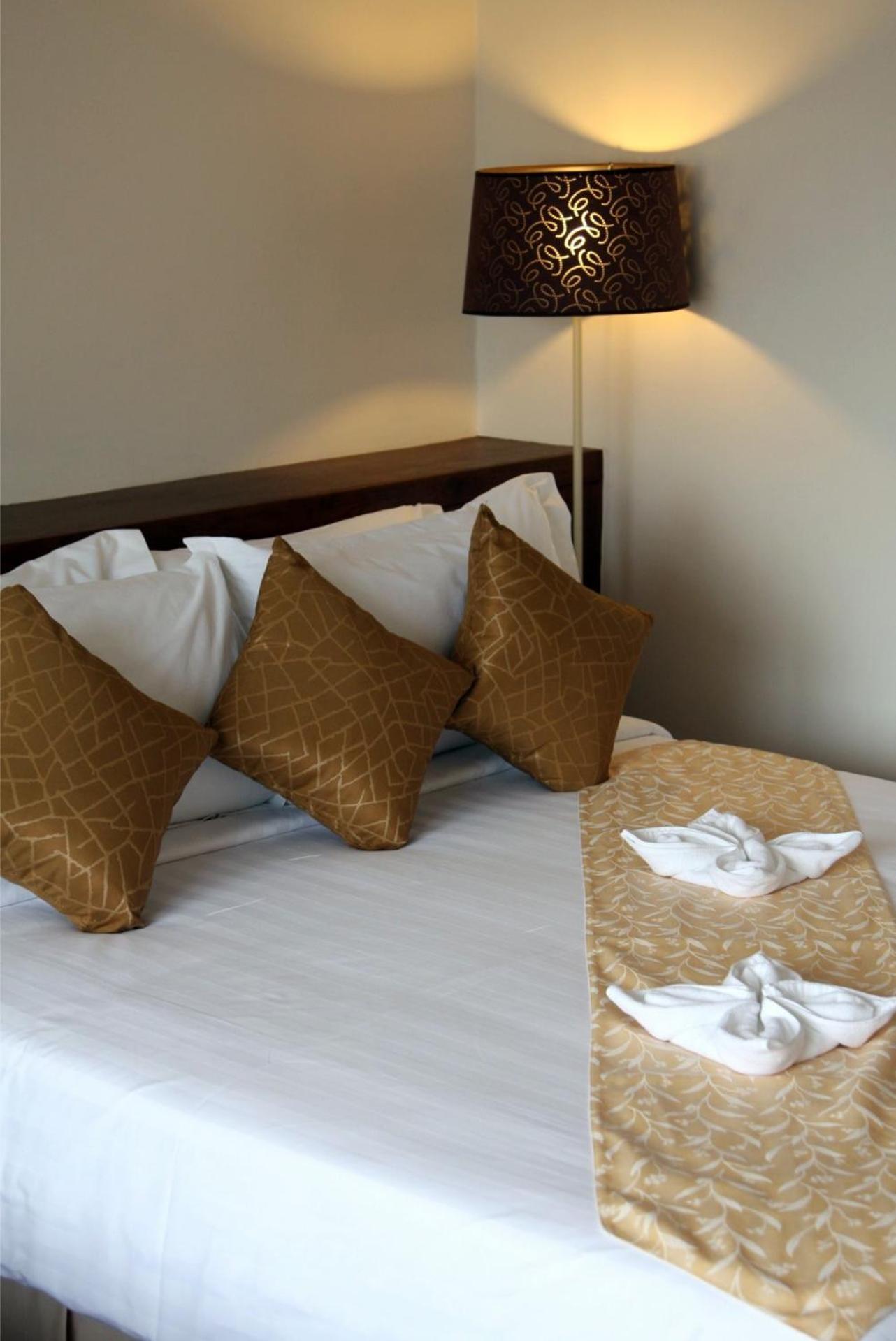 Hiran Residence Patong Exterior foto