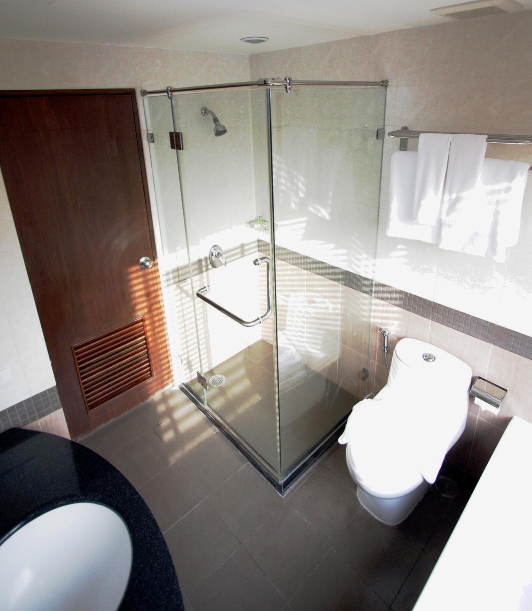 Hiran Residence Patong Exterior foto